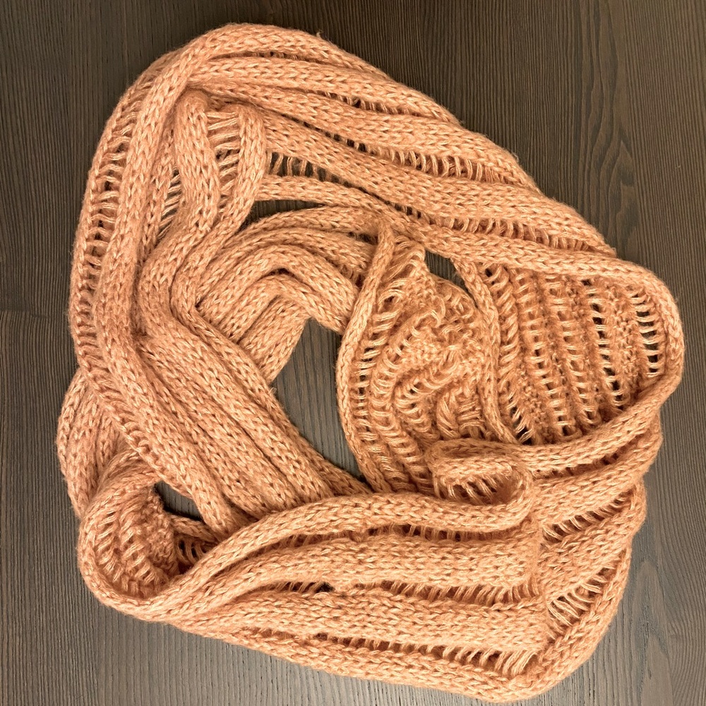 Infinity knit scarf